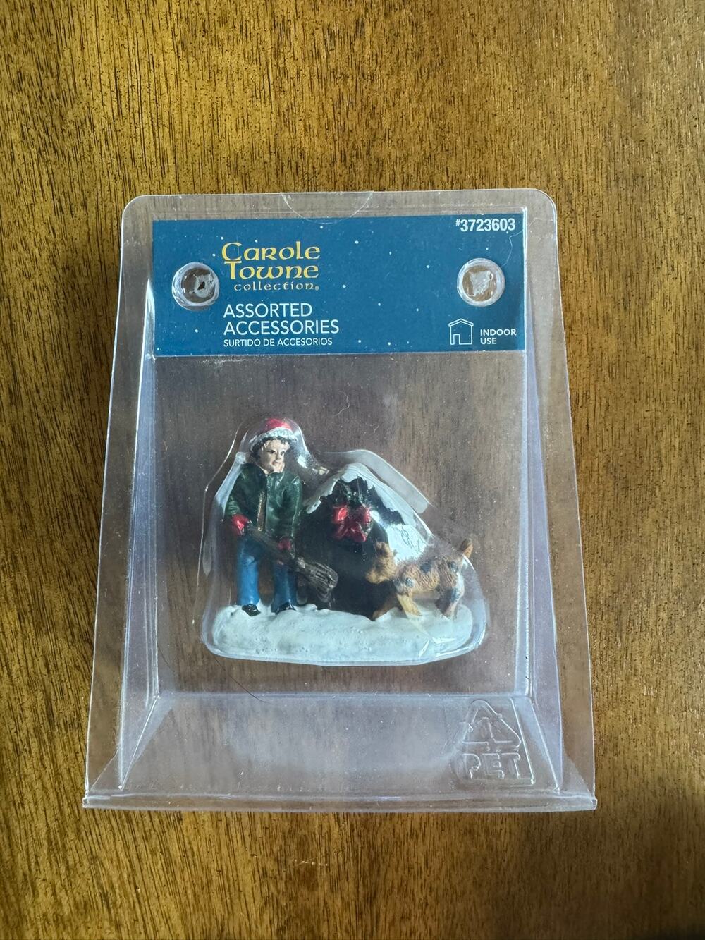 NWT Carole Towne Christmas Village Man Dog Doghouse Figurine Lowe's 3723603